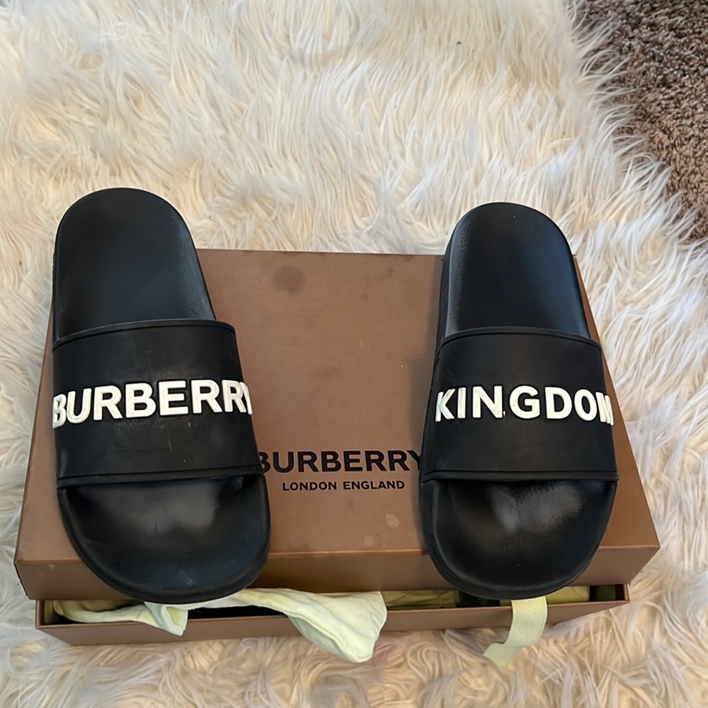 Burberry Pool Sandals